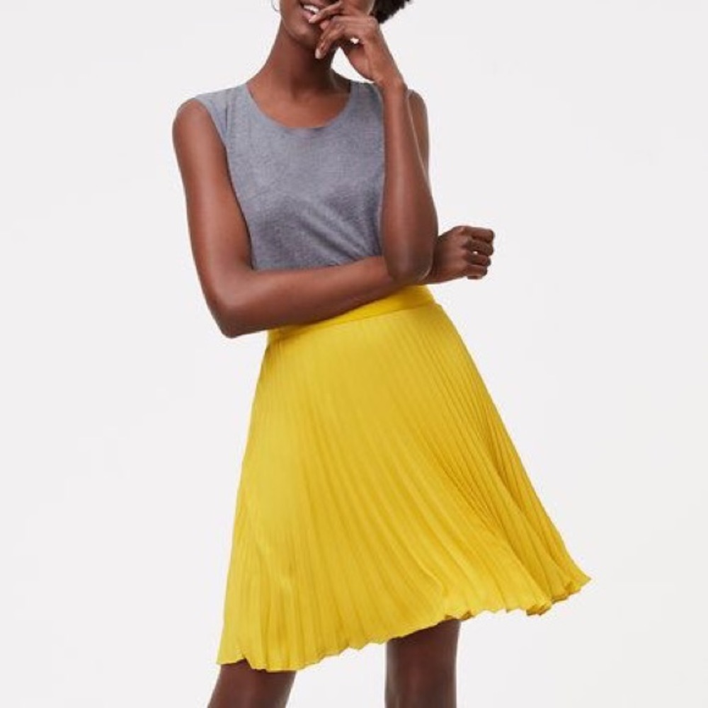 Loft yellow pleated skirt